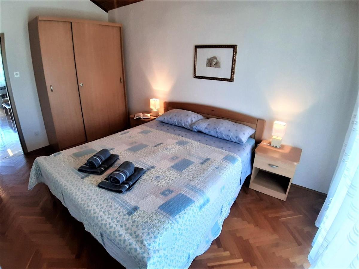 Apt Mirella Apartment Rovinj Exterior foto