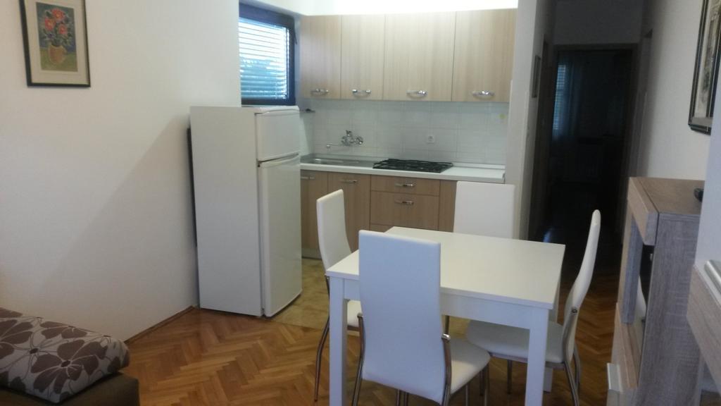 Apt Mirella Apartment Rovinj Quarto foto