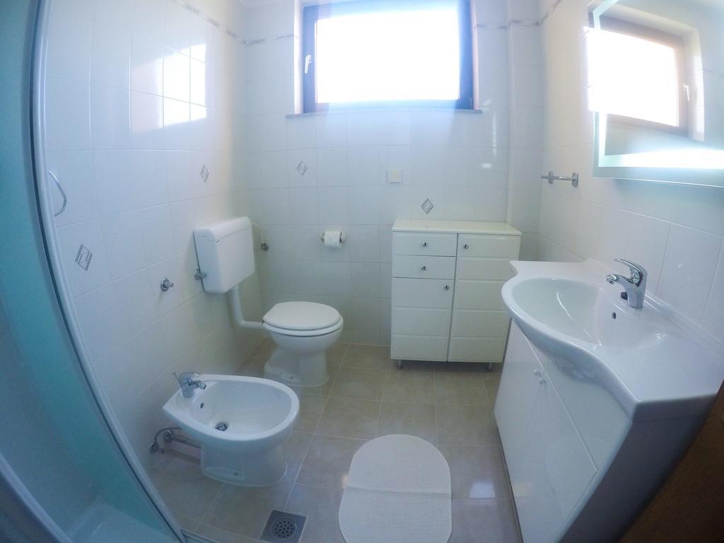 Apt Mirella Apartment Rovinj Quarto foto